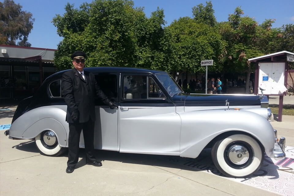 Book the Perfect Classic Car Rentals in Los Angeles