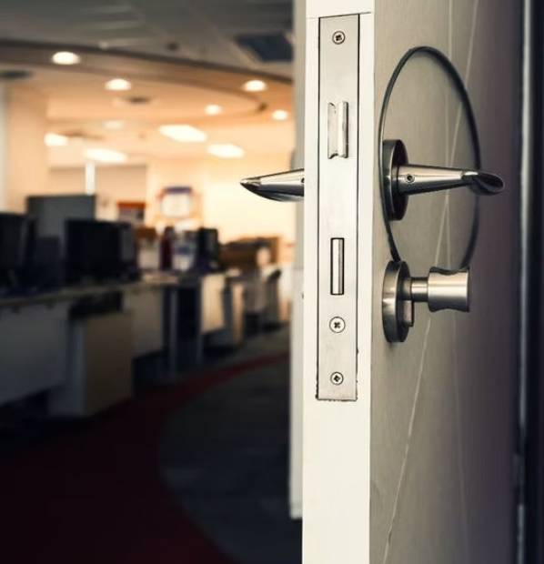 Commercial Door Locksmith